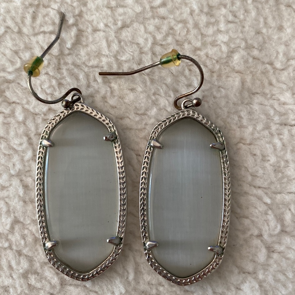 Kendra Scott Elle earrings